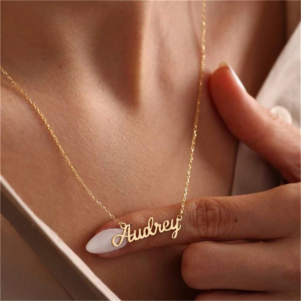 Classic Personalized Name Necklace