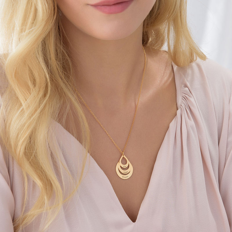 Isis Personalized Name Necklac